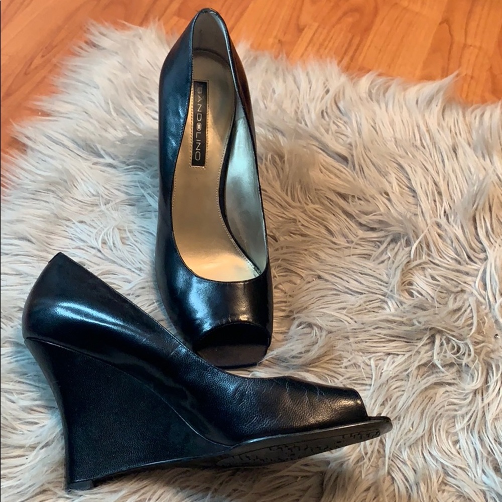 Shoes - Picture 3 of 3